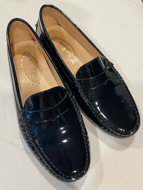 TOD'S Black Patent Leather Penny Loafers